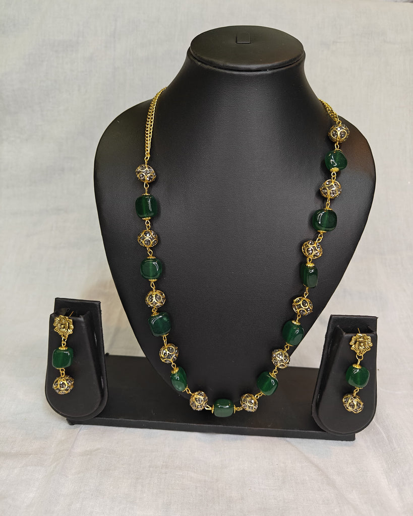 Green tumble beads mala