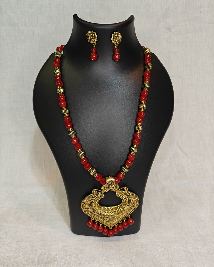 Antique pendant set