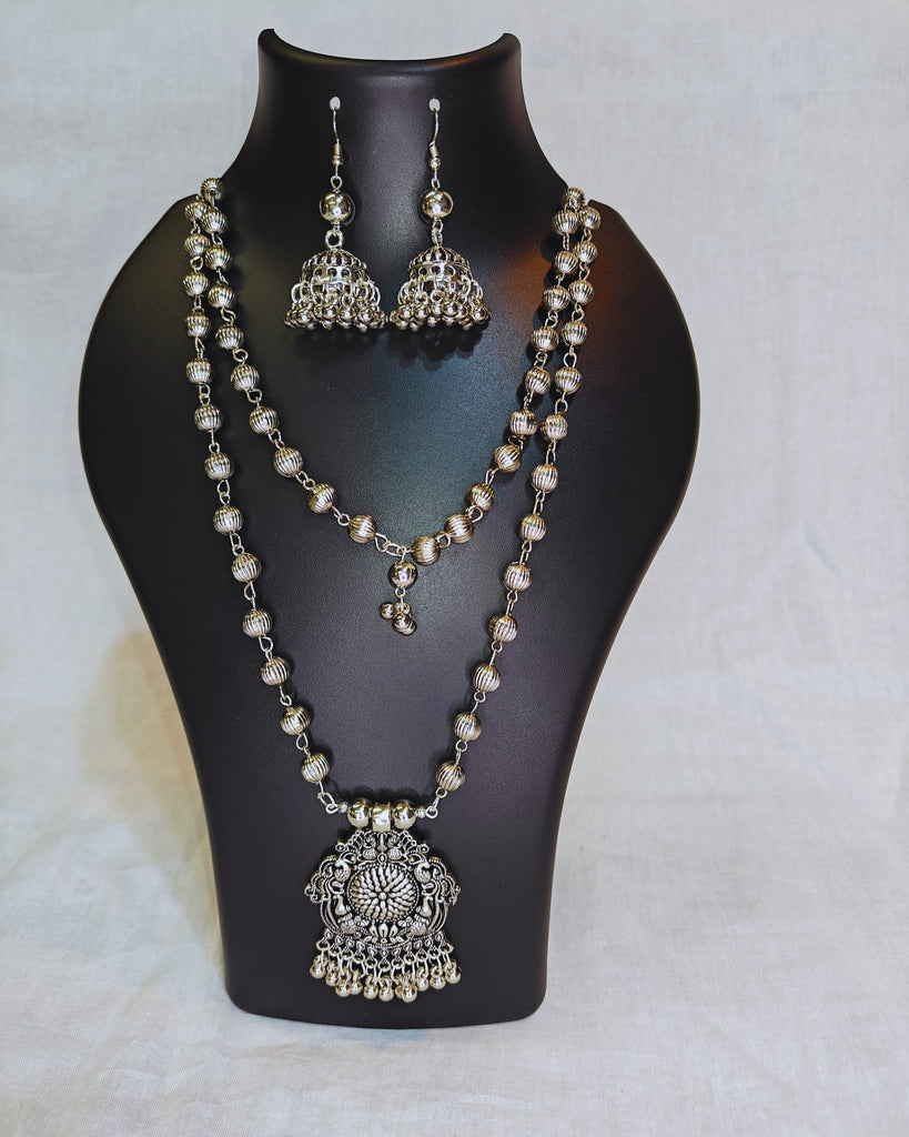 Oxidised necklace