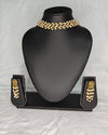 Loreal western choker