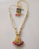 Kundan and beads necklace